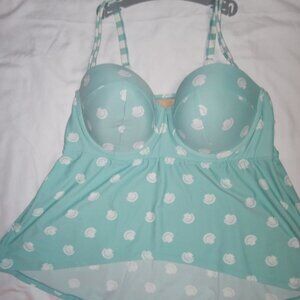 Women's Swim top 40 DD